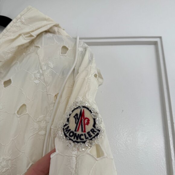 Moncler Genius Moncler Zaleia Layered Coat Embroidered Floral Drawstring Hood - Picture 6 of 12